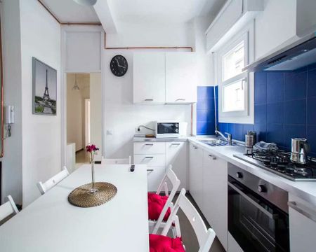 Viale Carlo Espinasse, Milan, Lombardy 20156 - Foto 2