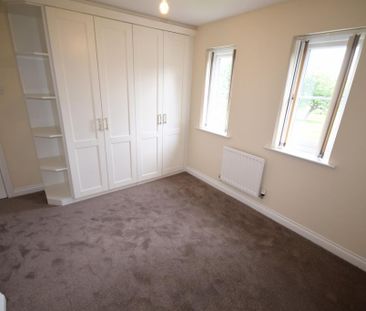 4 bedroom detached house to rent - Photo 3
