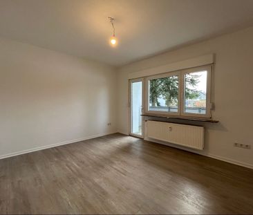 Attraktive 2,5-Zimmer-Wohnung in gepflegtem Mehrfamilienhaus - Foto 4