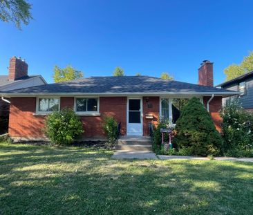 For Lease - 11 Byrne Boulevard, St. Catharines, Ontario - Photo 1