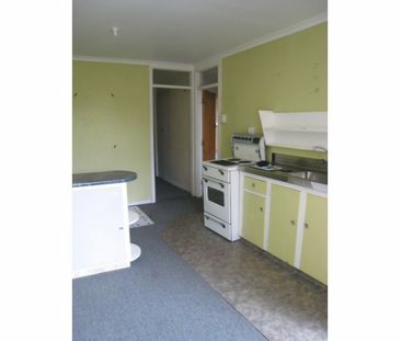 2 bedroom Flat - Photo 5