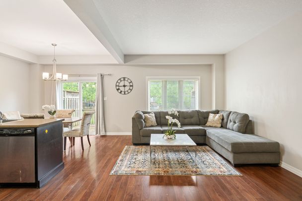 For Lease - 112 North Centre Road Unit# 49, London North, Ontario - Photo 1