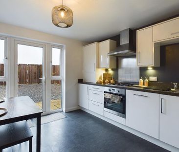 3 bedroom terraced house to rent - Photo 5