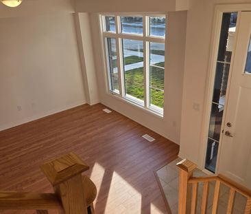 For Lease - 484 Provident Way, Hamilton, Ontario - Photo 3