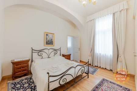 Pronájem bytu 4+kk 122 m², Truhlářská 1109, Praha - Fotografie 4