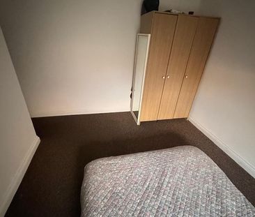 Room in a Shared House, Luton Road, E17 - Photo 6