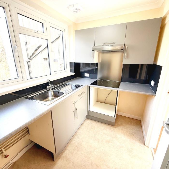 1 Bedroom Flat, The Drive, Hove - Photo 1