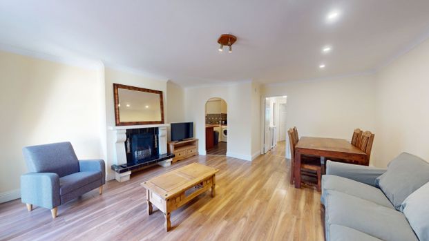 Camden Lock, South Dock Road, Dublin 4, D04 WR83. - Photo 1