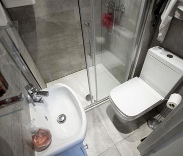 6 bedroom house to rent - Photo 4