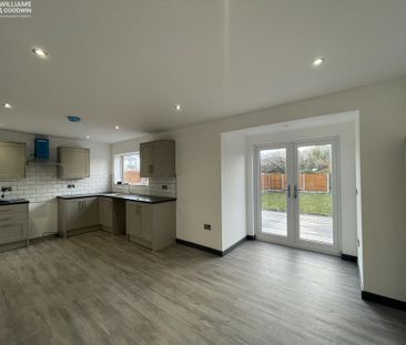 4 bedroom semi-detached house to rent - Photo 1