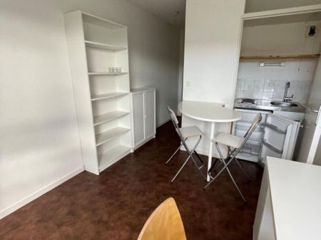 Location Appartement 1 pièce(s) de 16.3 m2 - Photo 3