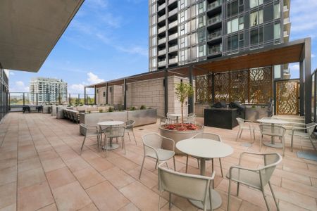 For Lease - 2075 Lakeshore Road Unit# 2708, Burlington, Ontario - Photo 2