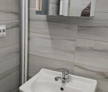 Apartament de inchiriat, o camera Alexandru cel Bun - Photo 4