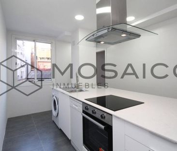 4 room luxury Apartment for rent in Valencia - Photo 2