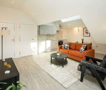 Cuckoo Hall Lane, London, N9 - Photo 6