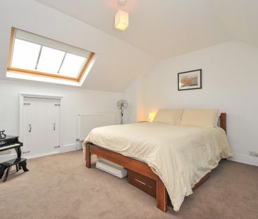 3 Double Bedroom Terrace House to let in Tunbridge Wells - Photo 4