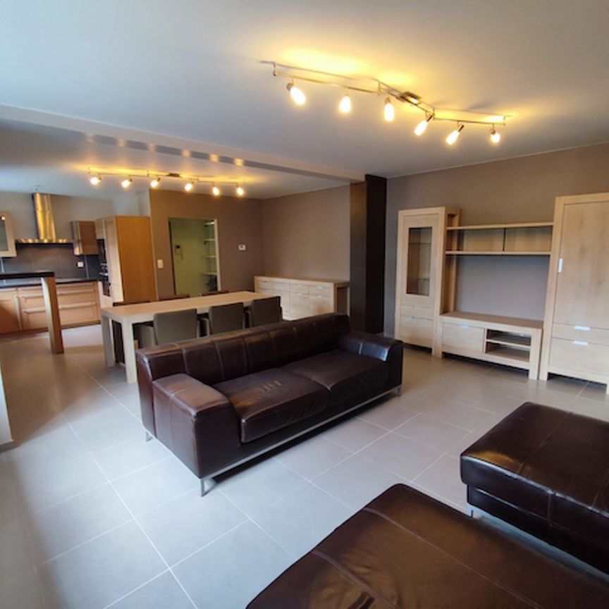 Appartement situé au 1er étage avec ascenseur à 6250 Pont-de-Loup - Foto 1