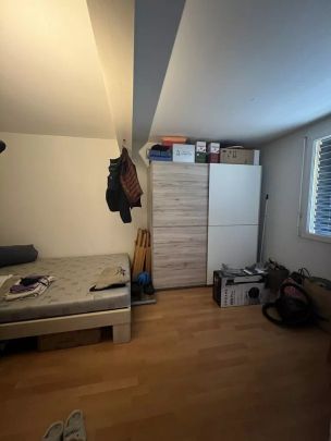 Appartement de 3 pièces proche de l'EPFL en cours de rafraîchissement - Photo 1