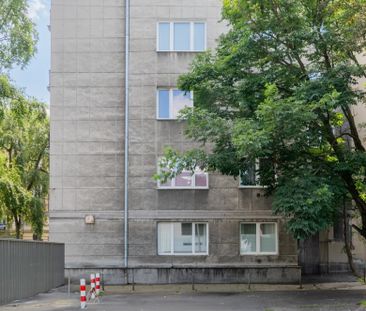 Mieszkanie w stylu loftowym w centrum Warszawy - Zdjęcie 3