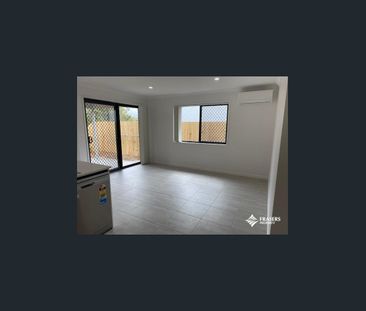 Spacious 3 Bedroom home - Photo 4