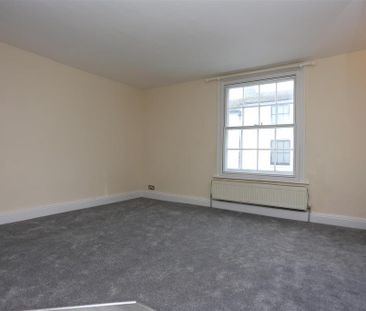 2 bedroom maisonette to rent - Photo 6