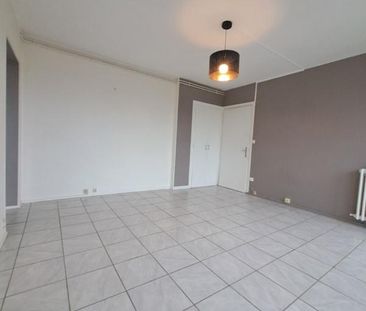 2 PIÈCES QUARTIER HOPITAL - Photo 1
