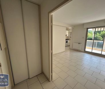 Location Appartement 2 pièces 46m² PERIGUEUX 24000 - Photo 4