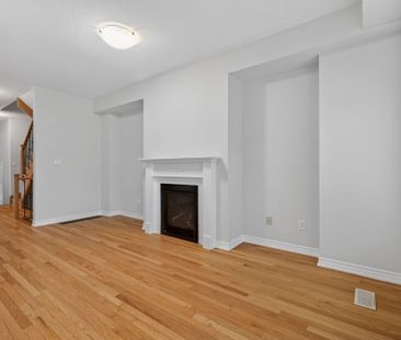 For Lease - 19 Sunset Terrace, Vaughan, Ontario - Photo 2