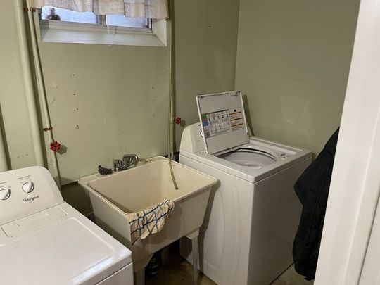 For Lease - 406 Summerhill Drive, Peterborough, Ontario - Photo 1