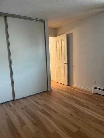 #214 2624 Mill Woods Road East - Photo 5