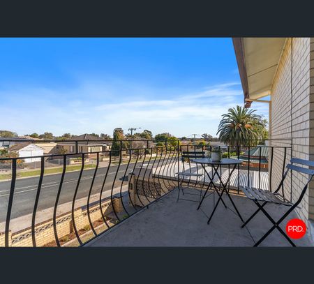21 Ligar St, Kennington, Vic 3550 - Photo 3