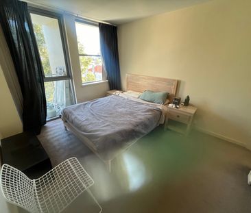 East Perth - Photo 3