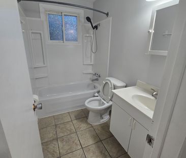 For Lease - 362 Grey Street Unit# 3, Brantford, Ontario - Photo 6