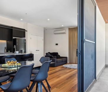 Sleek and trendy apartment in Eden on Riseley. - Photo 6