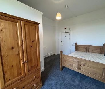 1 bedroom in a house share to rent - Photo 6