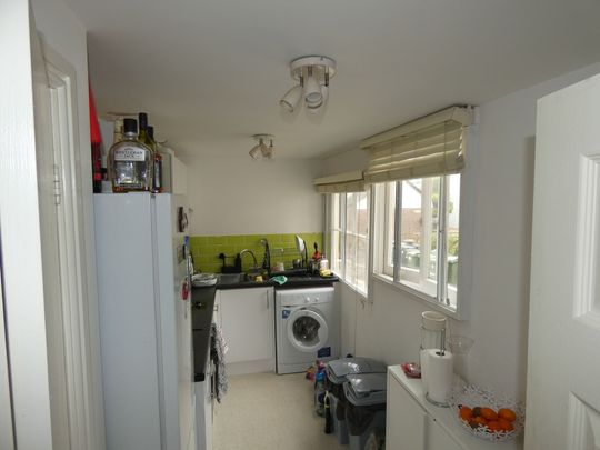 1 bed Apartment - To Let - Photo 1