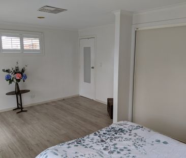 Lysterfield - Photo 1