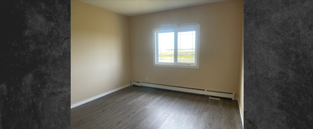 Main Floor 3 Bedroom Suite in Asquith - Photo 5