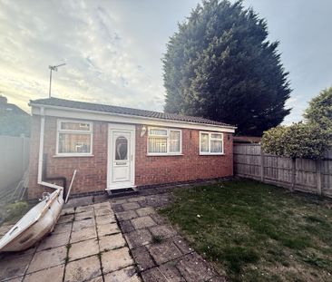 1 bedroom bungalow to rent - Photo 2