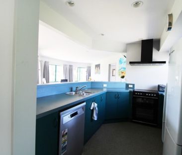 Charming on Waimaire - Photo 4