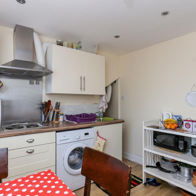 1 bedroom house of multiple occupation to rent - Photo 1