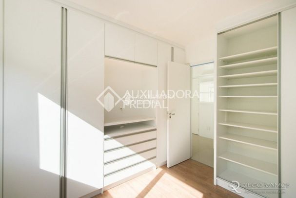 Apartamento com 1 quarto e 41m² para alugar em Petrópolis, Porto Alegre. - Photo 1