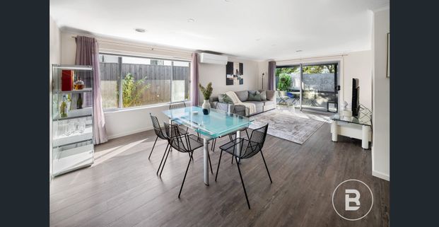 Immaculate 3 Bedroom Home - Photo 1