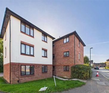 Littlebrook Avenue, Slough, Berkshire, SL2 - Photo 5