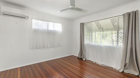 28 Davies Street, Mount Louisa - Photo 3