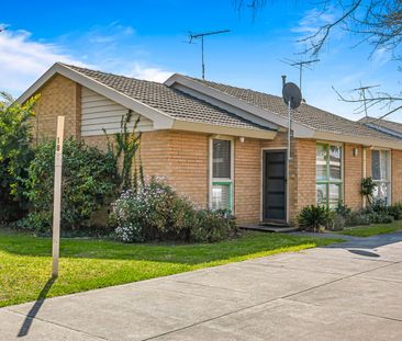 TWO BEDROOM UNIT IN THE HEART OF TOWN - Photo 2