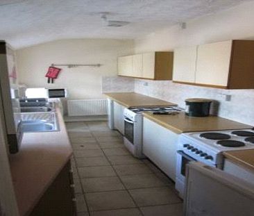 Student Properties to Let - Photo 2