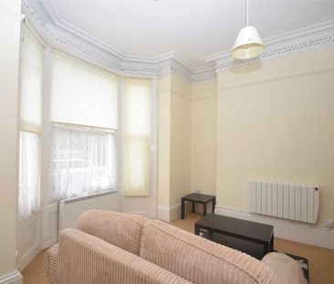 1 bed apartment to rent in Valley Bridge Parade, Scarborough, YO11 - Photo 3