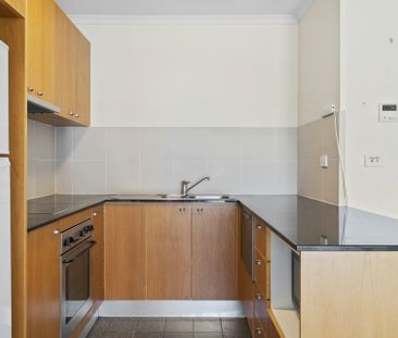 City Apartment in an Unbeatable Location - Photo 5