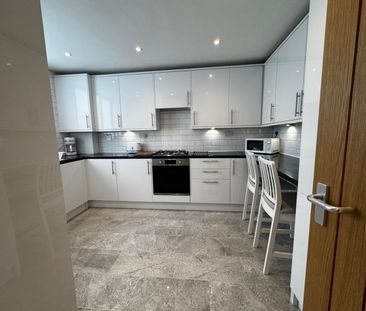 Room in a Shared House, Pencraig Way, SE15 - Photo 6